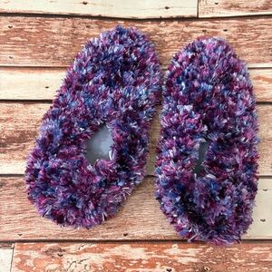 Cozy Multicolor Fuzzy Slippers